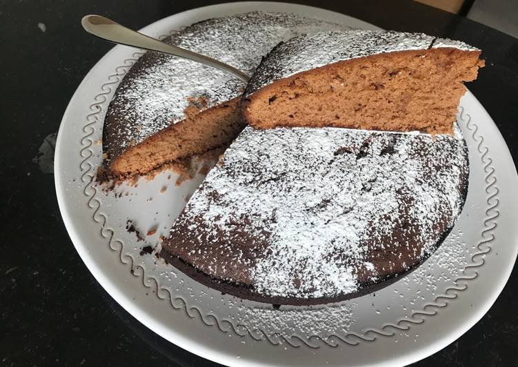Torta al cioccolato (al latte) semplicissima