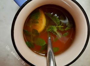 Une photo de Infusion menthe citron gingembre miel 🍵