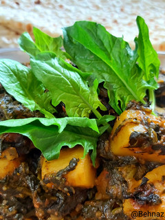 عکسی از دستور آلو پالک (خوراک سیب زمینی، اسفناج) 🥔🍃