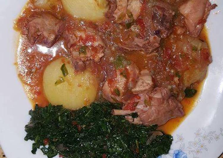 Meat stew with potatoes