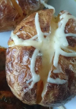 Jacket potato (héjában sült krumpli) recept fotója