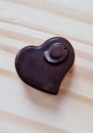 Una foto de Bombones con mantequilla de maní y corazón de merengue #fat