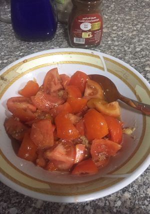 صورة لوصفة مقبلات الطماطم بالثوم والكمون