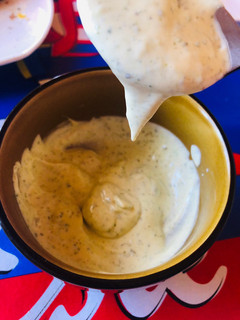 Una foto de Mayonesa con cilantro