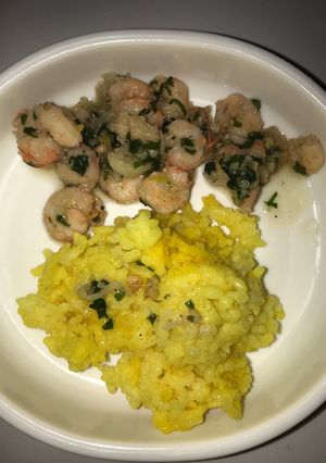Foto resep Nasi Kuning dan Tumis Udang (MPASI 4 Bintang 11 Bulan)