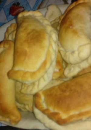 Una foto de Empanadas de atún al horno