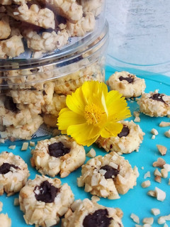 Foto resep Peanut Choco Thumbprint Cookies Renyah