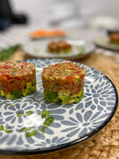 Una foto de Tartar de fuet