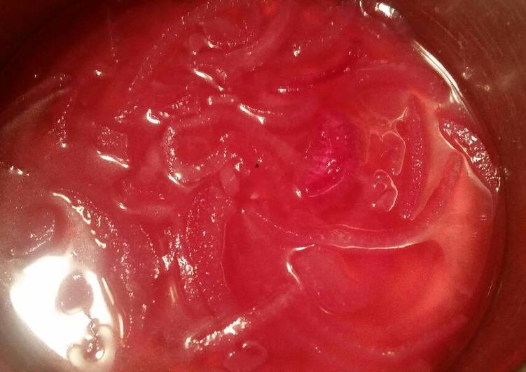 Steps to Prepare Favorite Quick Pickled Red Onions