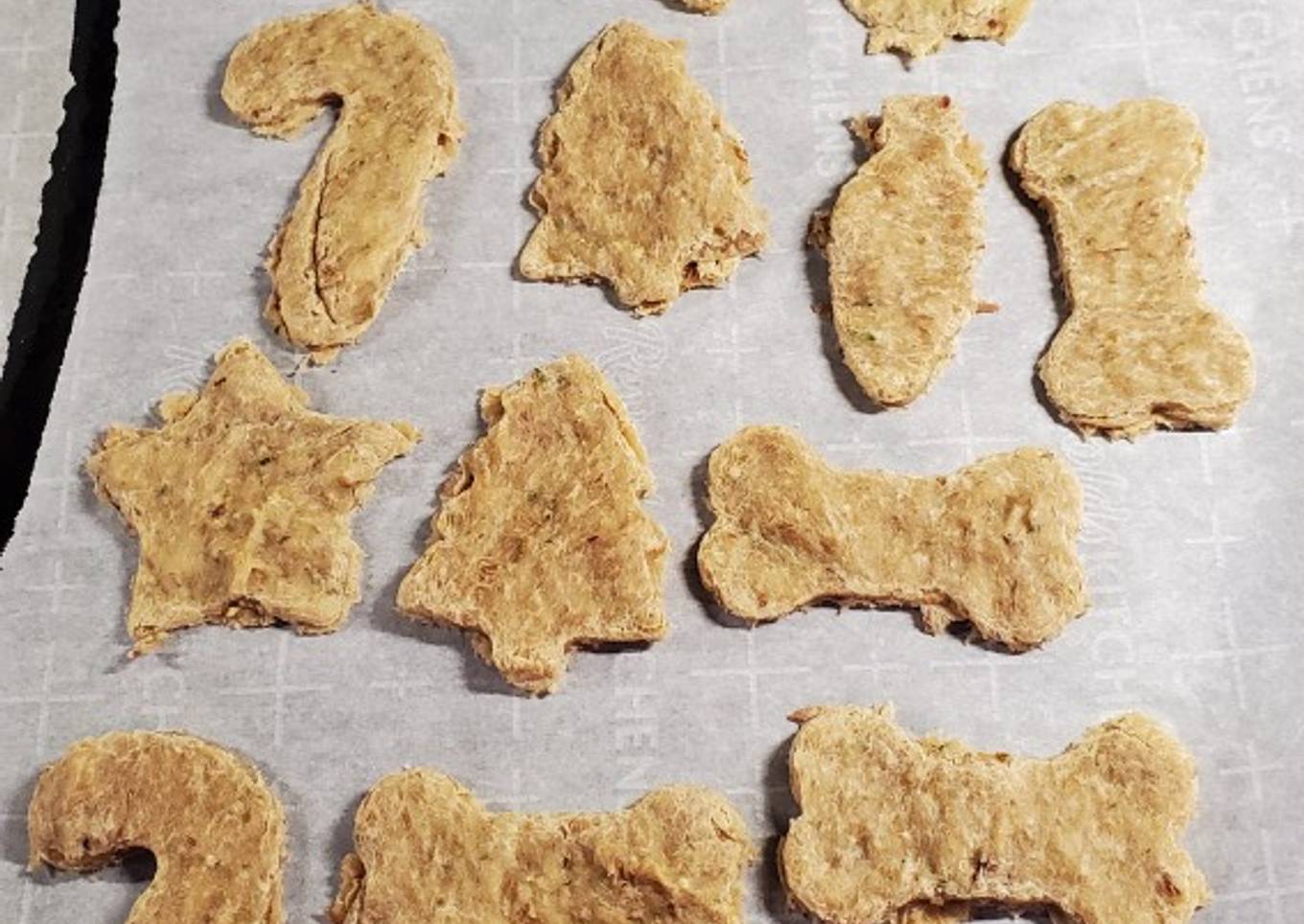 Tuna cookies for dogs