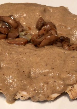 Una foto de Solomillo de pavo con crema de champiñones