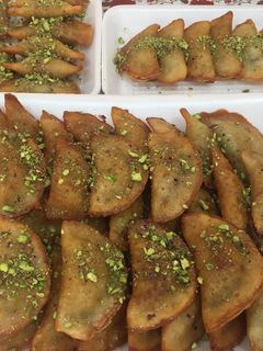 صورة لوصفة قطايف بالفستق حلبي