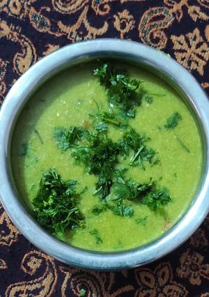 तुरीच्या दाण्यांची आमटी (Toorichya Danyanchi Amti Recipe In Marathi) रेसिपी चे मुख्य फोटो