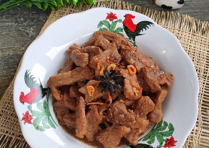 Daging sapi manis aroma pekak