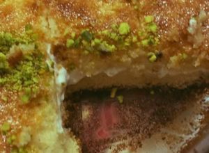 صورة لوصفة بسبوسة محشية بالقشطة 😋