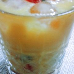 A picture of Mango shake.