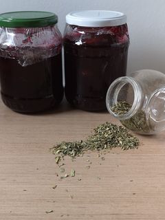 Tárkonyos ribizli dzsem recept fotója