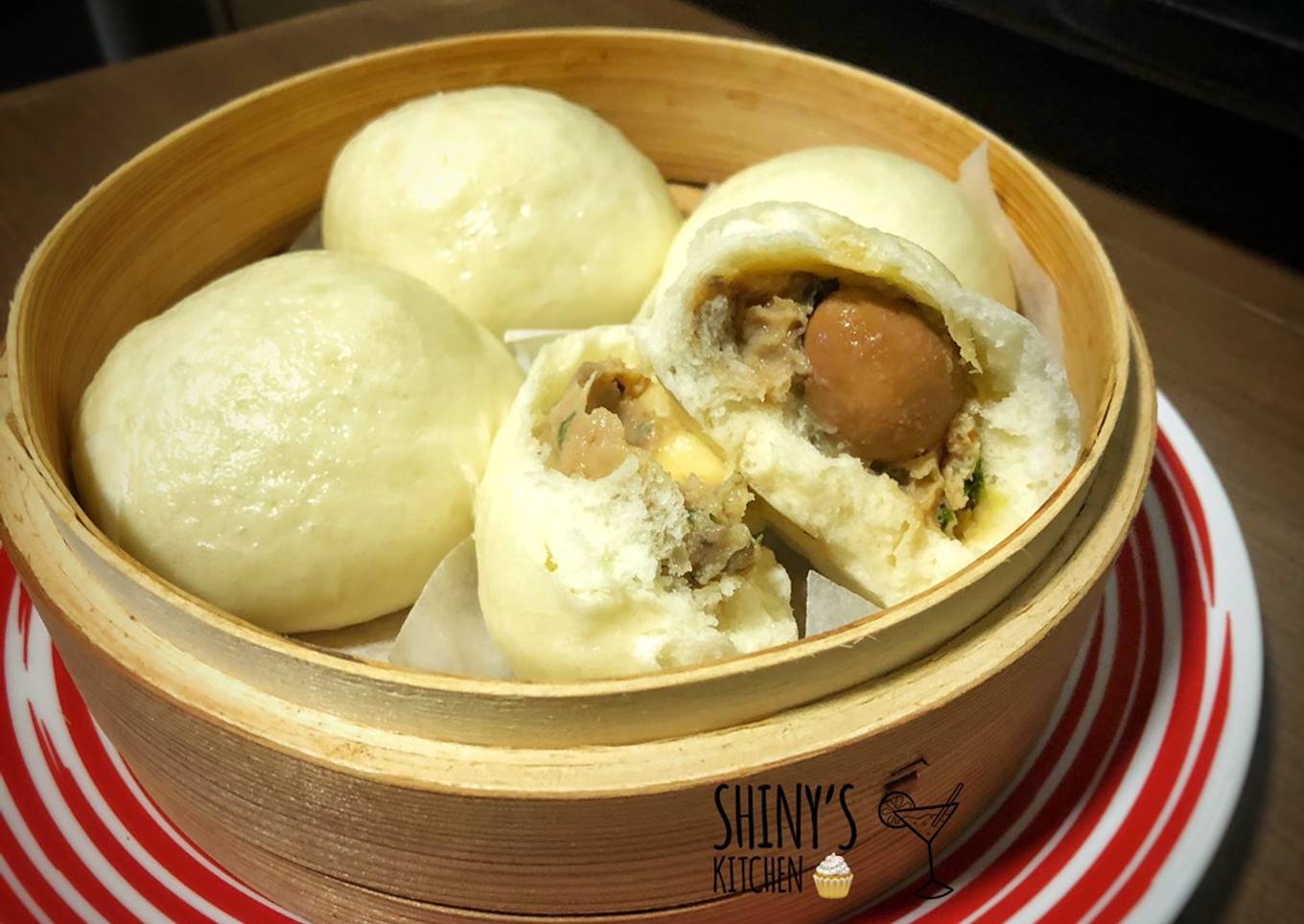 Bakpao isi ayam jamur