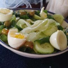 A picture of Chef salad pasta.
