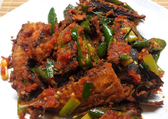 Resep Balado ikan cue cabe ijo Anti Gagal