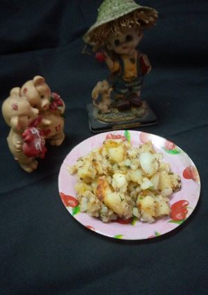 फलाहारी आलू (falahari aloo recipe in Hindi) रेसिपी मुख्य फोटो
