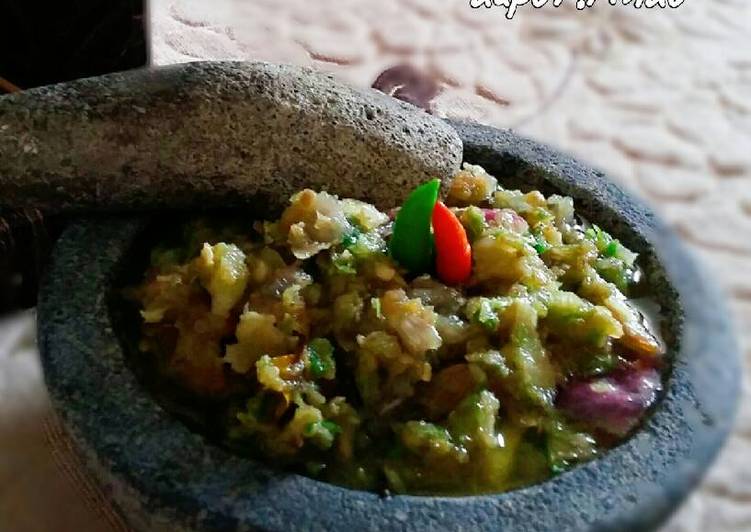 Anti Ribet, Memasak Sambel Goang Bunda Pasti Bisa