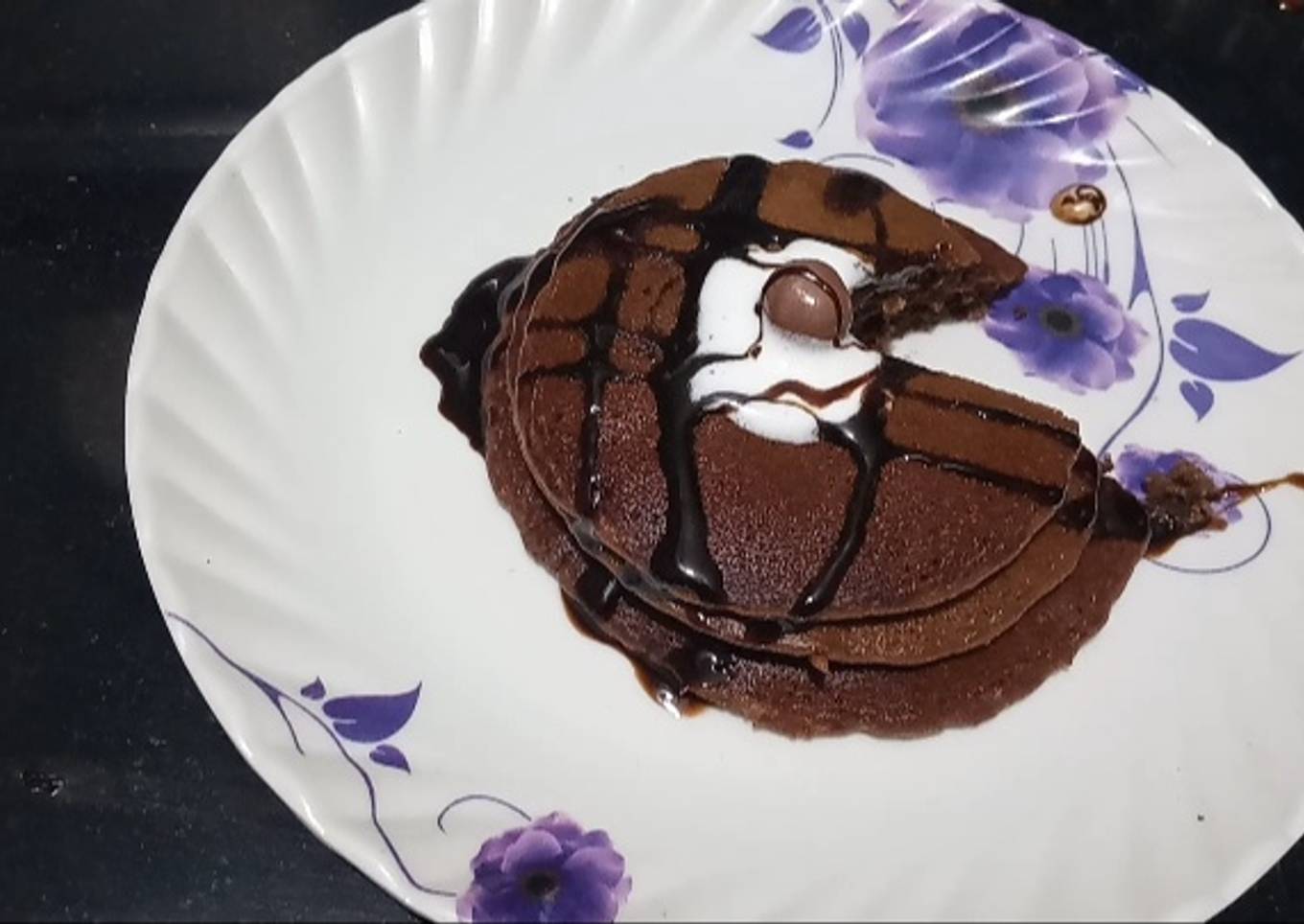 Chocolate pancakes without eggs