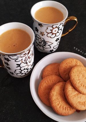 A picture of Cardamom Ginger Tea.