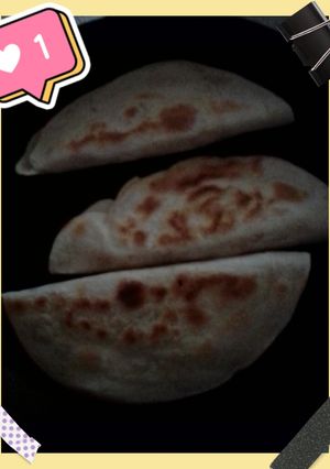 Una foto de Sincronizadas de longaniza jamón y quesito oaxaca 🌮🧀