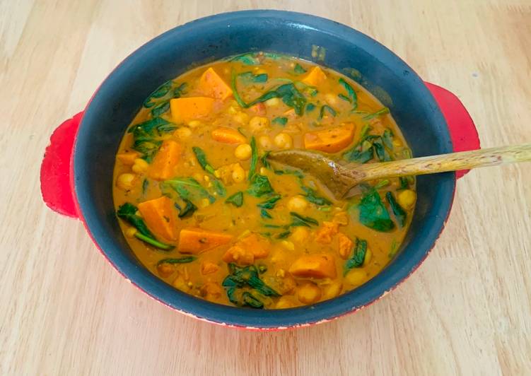 Quick Tips Peanut and sweet potato rendang curry