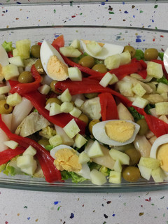 Una foto de Ensalada de espárragos y alcachofas