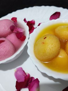 રેડ રોઝ રસગુલ્લા કેસર રસગુલ્લા (rose and Kesar Rasgulla Recipe in Gujarati) રેસીપી મુખ્ય ફોટો