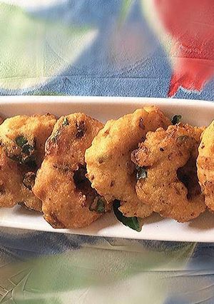 A picture of Medu Vada.