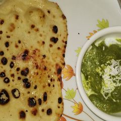 A picture of Palak paneer.