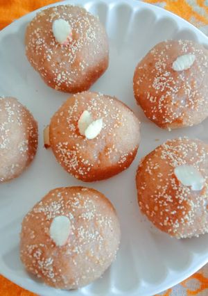 A picture of Wheat flour old traditional soft churma ladoo.