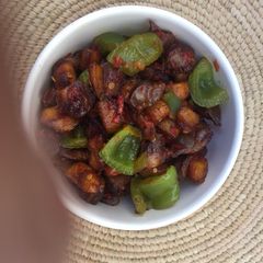A picture of Gizzadodo recipe (gizzard + plantain).