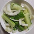 Dưa leo trộn hành tây