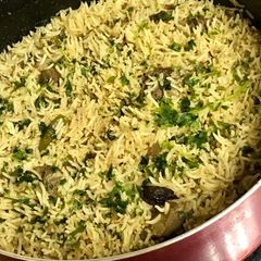 A picture of Pakistani mutton pulao.