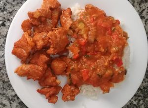 Foto principal de Pisto con arroz blanco y carne de cerdo en Thermomix