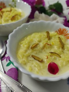 केसर वाली खीर (Kesar wali kheer recipe in Hindi) रेसिपी मुख्य फोटो