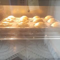 A picture of Vanilla Cupcakes.