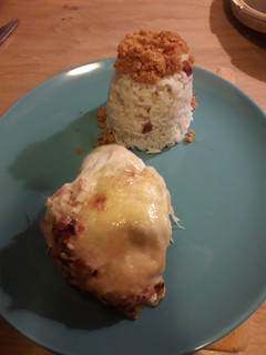 Una foto de Pechugas de pollo rellenas