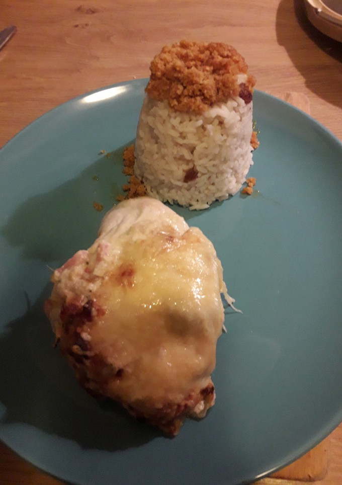 Una foto de Pechugas de pollo rellenas
