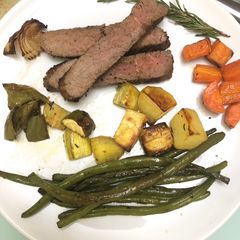 Ladies rump steak with roasted vegetables A picture of Ladies rump steak with roasted vegetables.