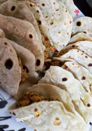 Una foto de Tacos súper fáciles 👏🤪