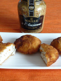 Una foto de Nuggets de pollo y queso