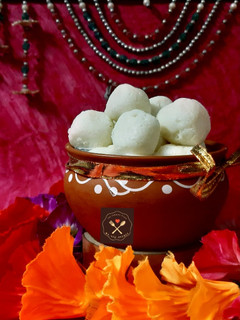 अंगूरी रसगुल्ले (angoori rasgulle recipe in Hindi) रेसिपी मुख्य फोटो