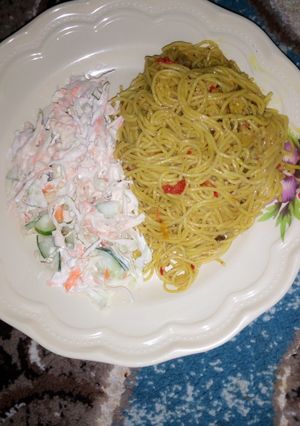 A picture of Jallop spaghetti and coleslaw.