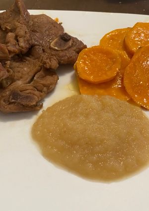 Una foto de Carne de puerco en Cola-Cola de la Tía Diana