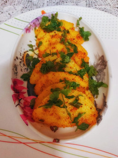 पेरी पेरी मसाला इडली (peri peri masala idli recipe in Hindi) रेसिपी मुख्य फोटो